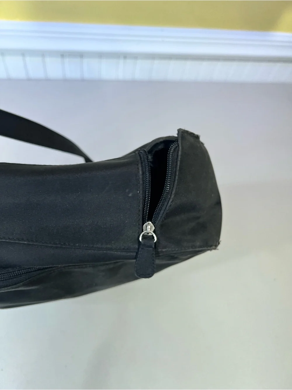 Black Women’s Shoulder Bag - Unbranded